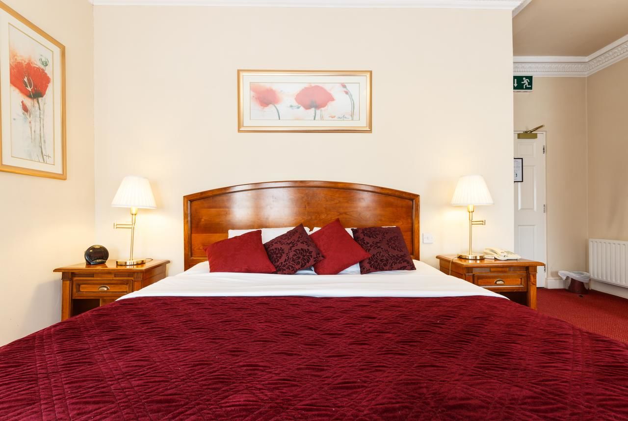 Отели типа «постель и завтрак» Lismar Guest House Дандолк-30