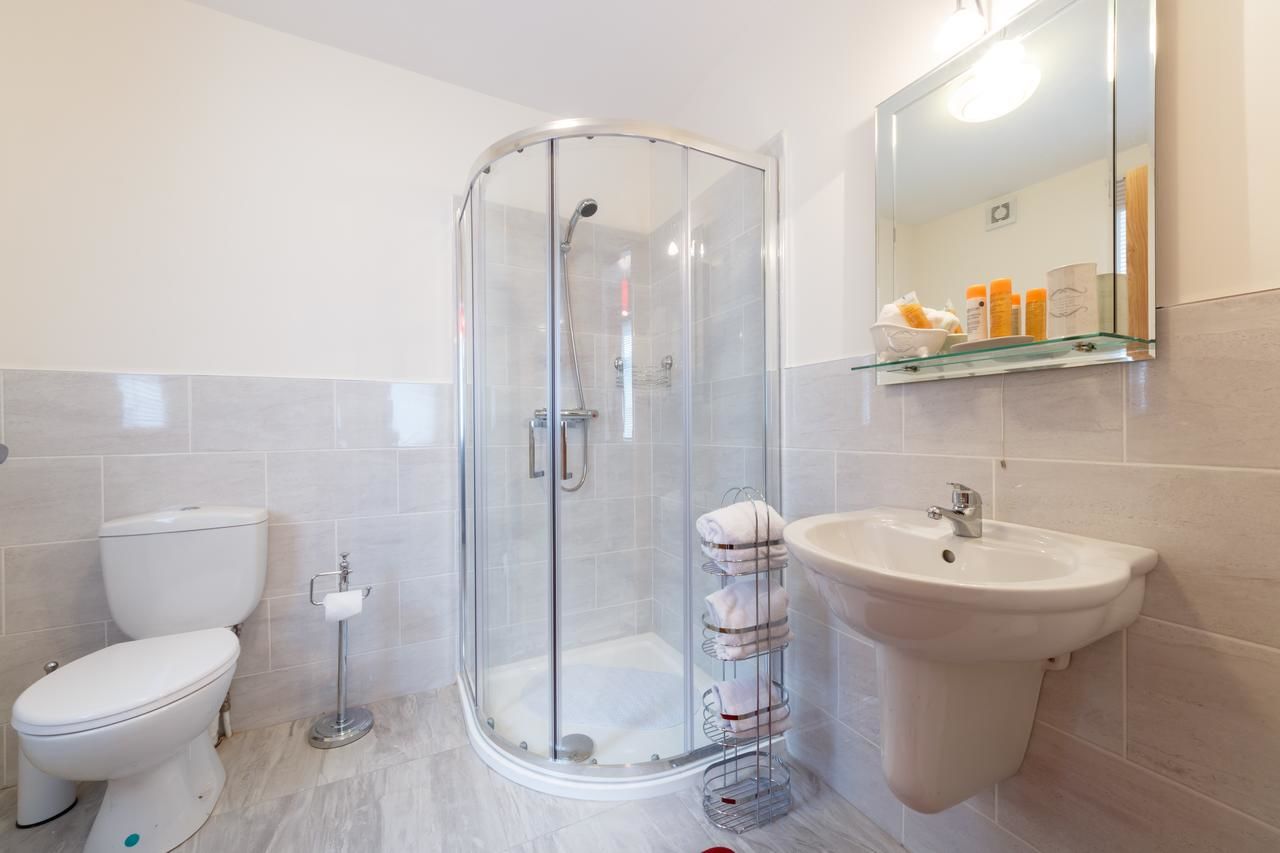 Отели типа «постель и завтрак» Lismar Guest House Дандолк-6